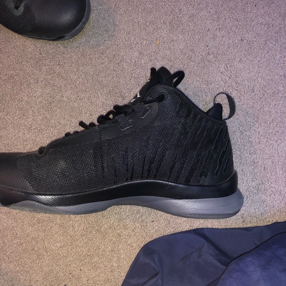 super.fly jordan’s - Picture 4 of 7